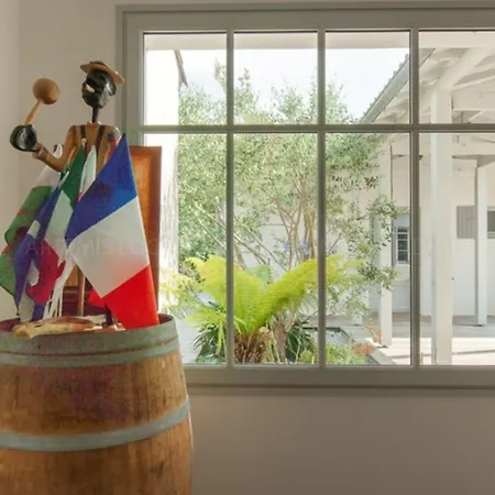 Maison Familiale Calme Avec Piscine Securisee - Fr-1-835-32 فيلة Sainte-Marie-de-Ré