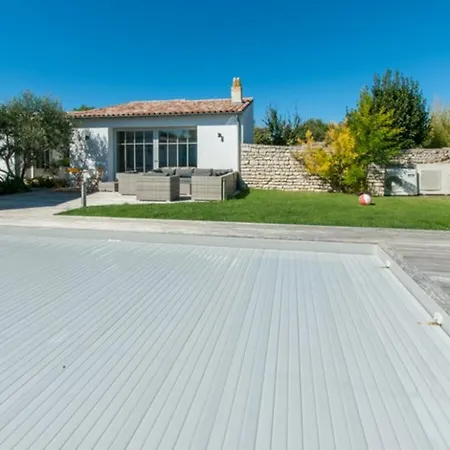 Maison Familiale Calme Avec Piscine Securisee - Fr-1-835-32 فيلة