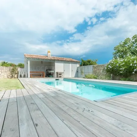 Maison Familiale Calme Avec Piscine Securisee