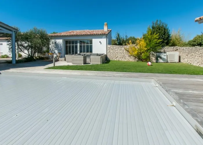 Maison Familiale Calme Avec Piscine Securisee - Fr-1-835-32 别墅