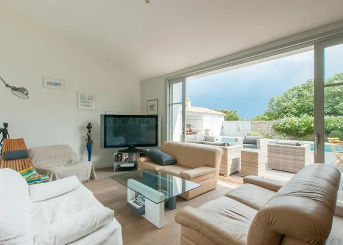 Maison Familiale Calme Avec Piscine Securisee - Fr-1-835-32 别墅